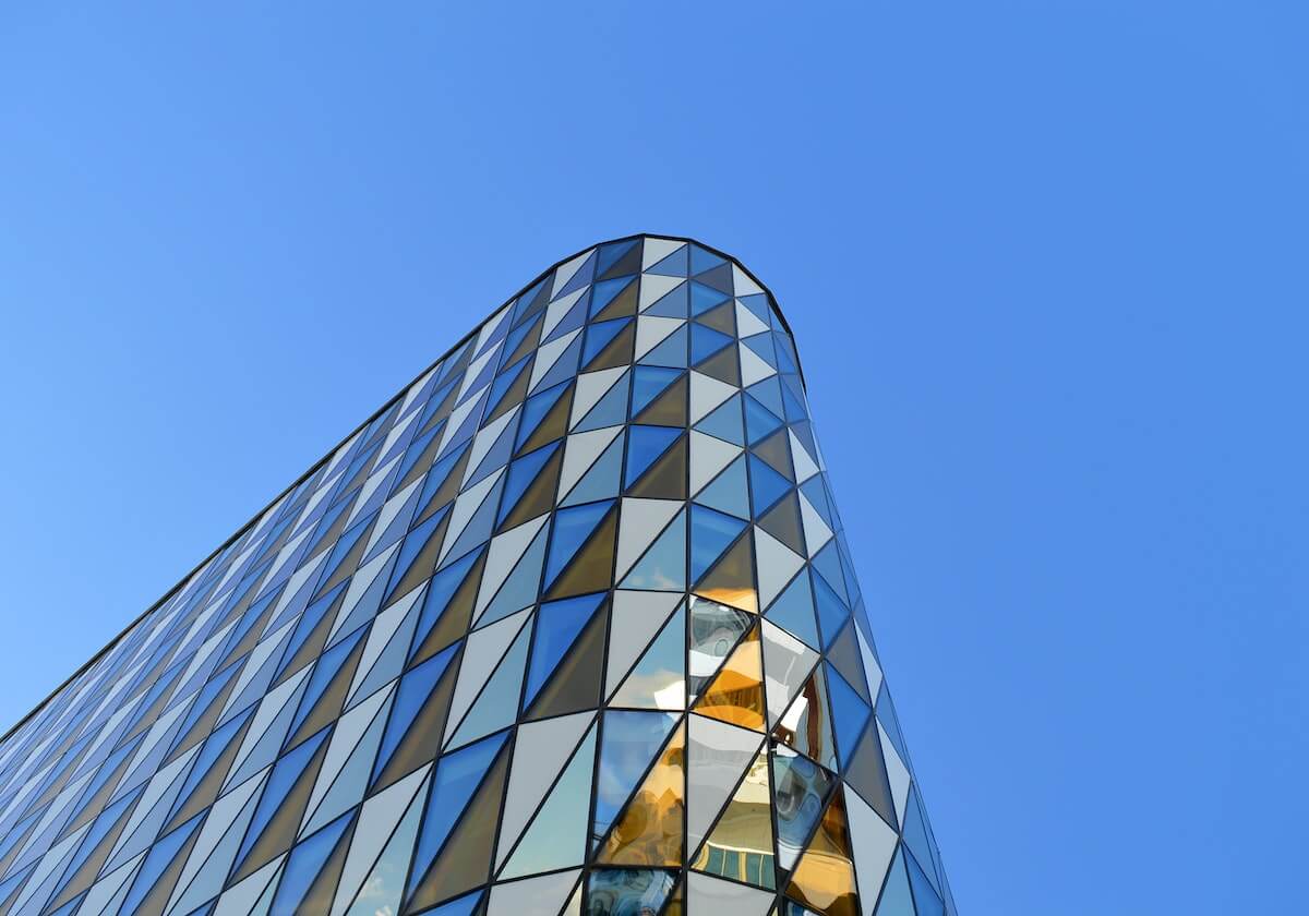 别再被网红黑料带跑：“二次传播”机制还原传播链条（安全第一）